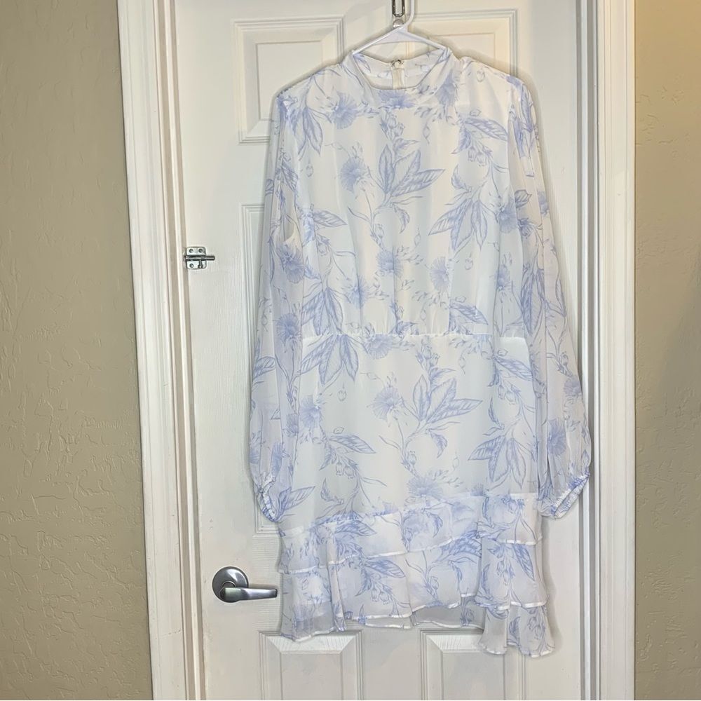 EXPRESS Blue and White Floral Tiered Ruffle Dress Size XL - Picture 6 of 10